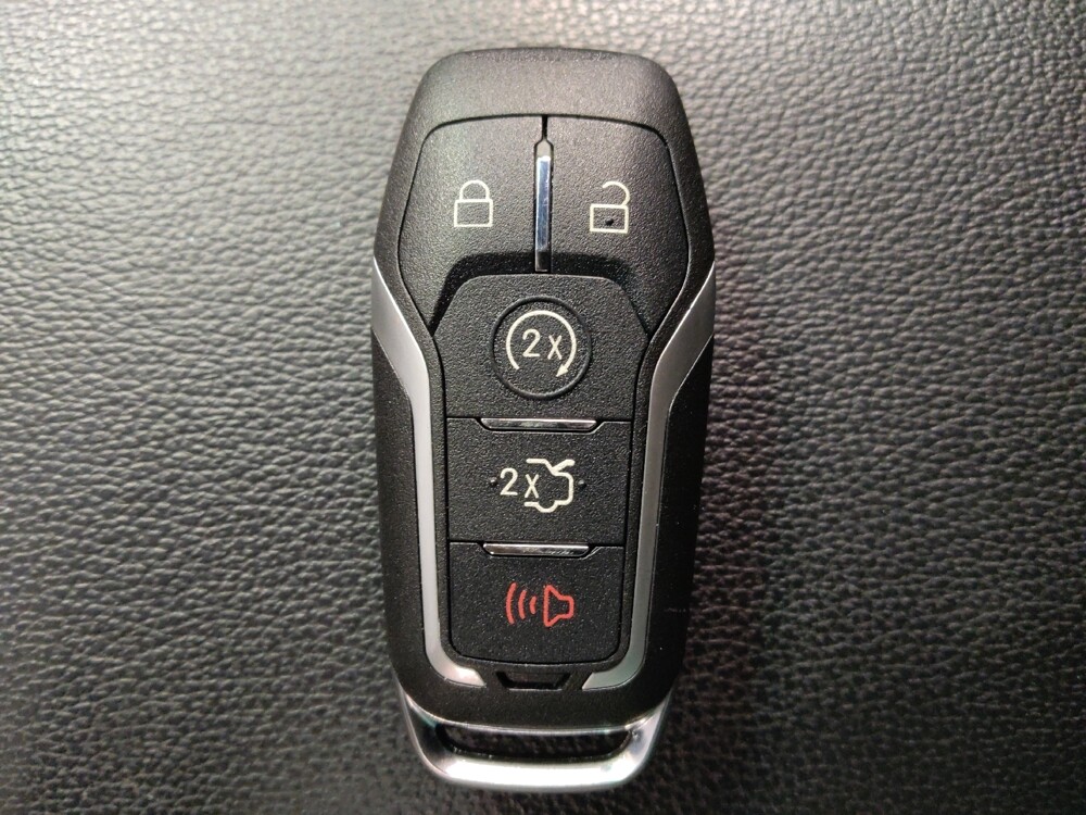 2016 Ford Explorer in Houston, TX 77060 - 18089923 32