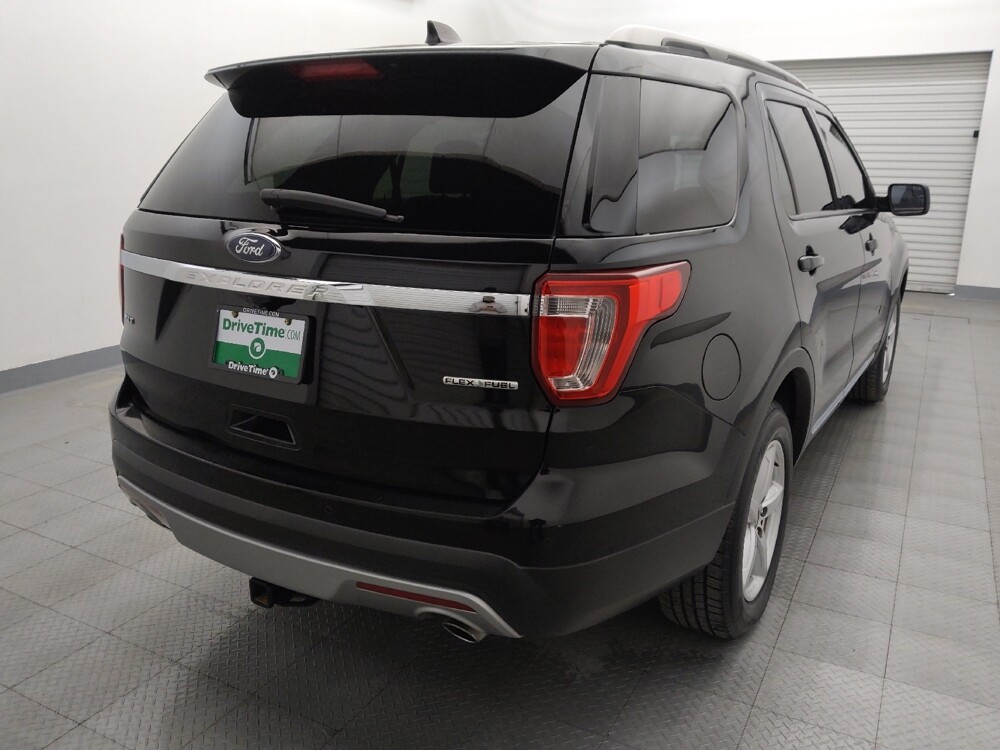 2016 Ford Explorer in Houston, TX 77060 - 18089923 7