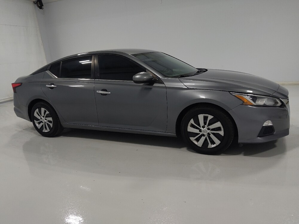 2019 Nissan Altima in Columbus, OH 43228 - 18089924 11