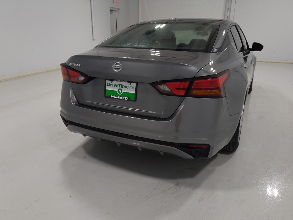 2019 Nissan Altima in Columbus, OH 43228 - 18089924 7