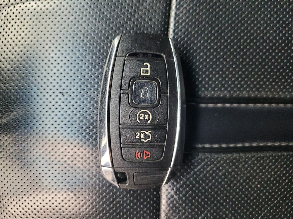 2019 Lincoln MKZ in Taylor, MI 48180 - 18089927 32