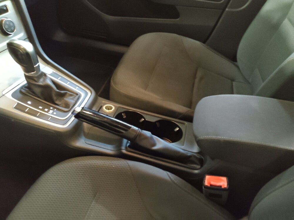 2016 Volkswagen Golf in Charleston, SC 29414 - 18089930 26