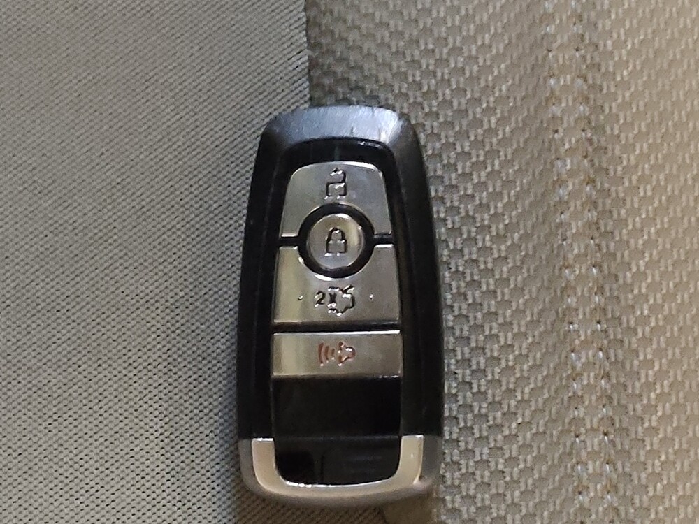 2018 Ford Fusion in Greenville, SC 29607 - 18089933 32