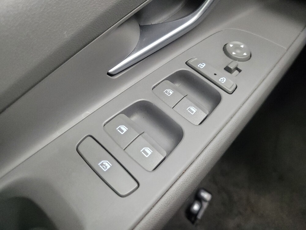 2022 Hyundai Elantra in Ft Wayne, IN 46805 - 18089941 27