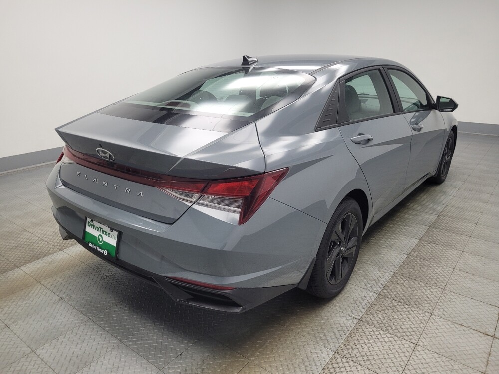 2022 Hyundai Elantra in Ft Wayne, IN 46805 - 18089941 9