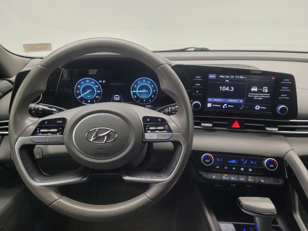 2022 Hyundai Elantra in Ft Wayne, IN 46805 - 18089941 22