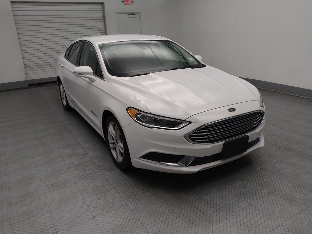 2018 Ford Fusion in Lombard, IL 60148 - 18089946 13