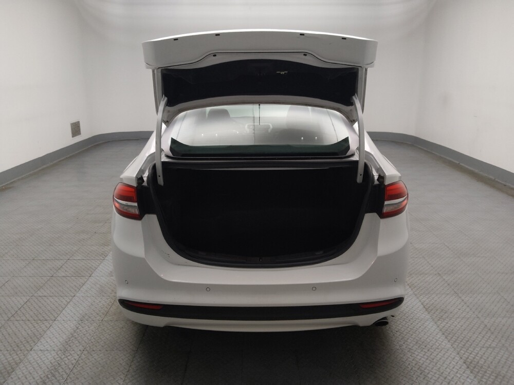 2018 Ford Fusion in Lombard, IL 60148 - 18089946 29