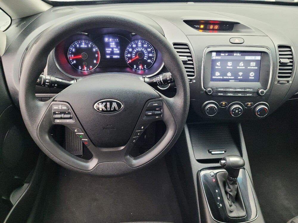 2017 Kia Forte in Charleston, SC 29414 - 18089948 22