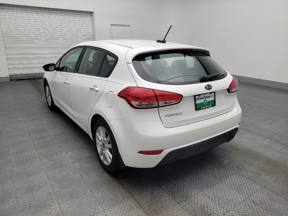 2017 Kia Forte in Charleston, SC 29414 - 18089948 5