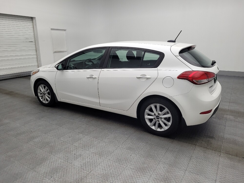 2017 Kia Forte in Charleston, SC 29414 - 18089948 3