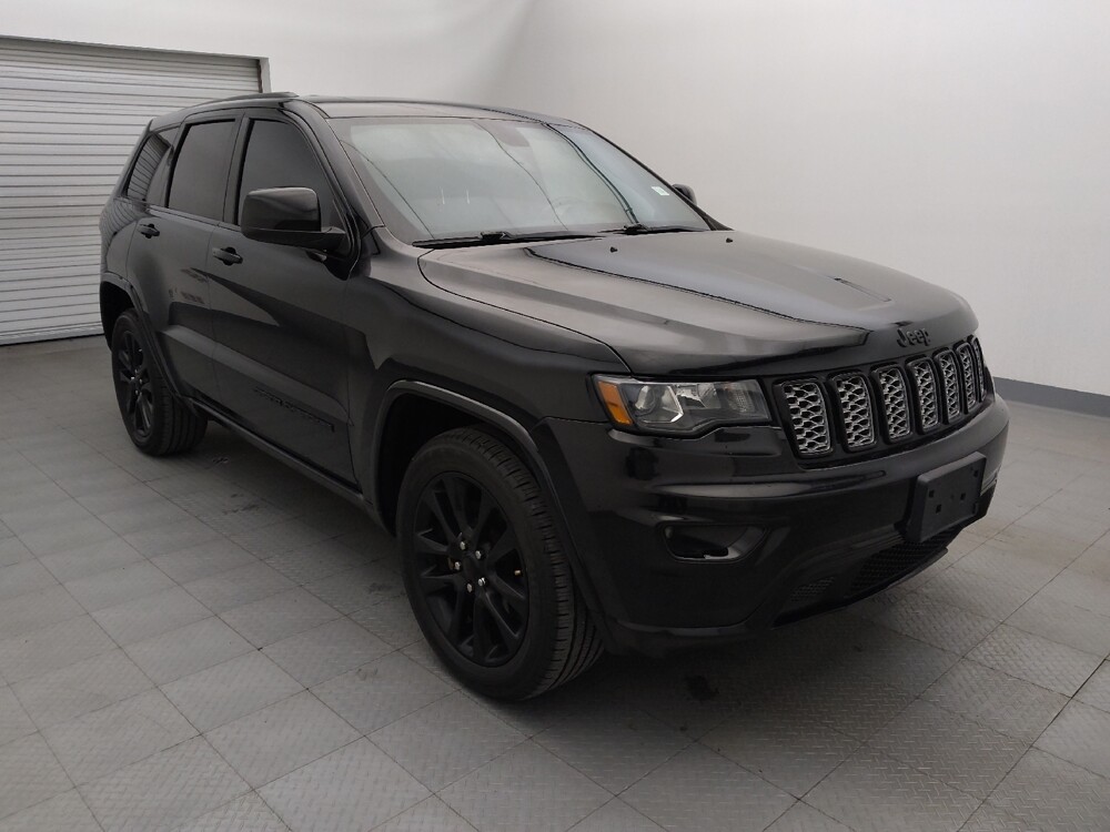 2018 Jeep Grand Cherokee in Houston, TX 77060 - 18089949 13
