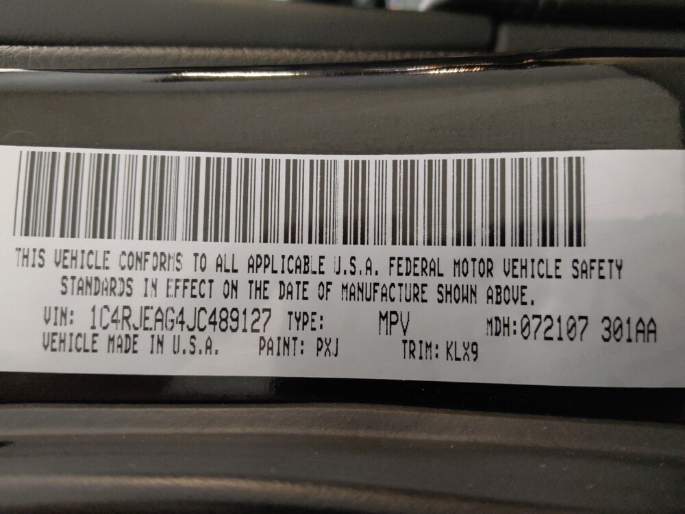 2018 Jeep Grand Cherokee in Houston, TX 77060 - 18089949 33