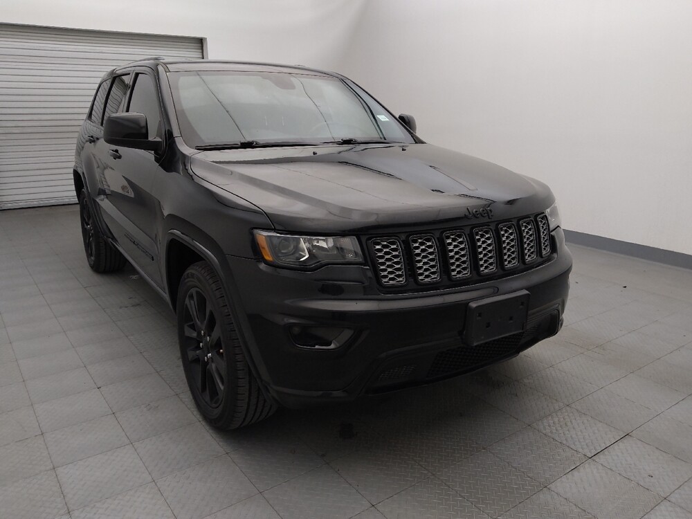 2018 Jeep Grand Cherokee in Houston, TX 77060 - 18089949 14