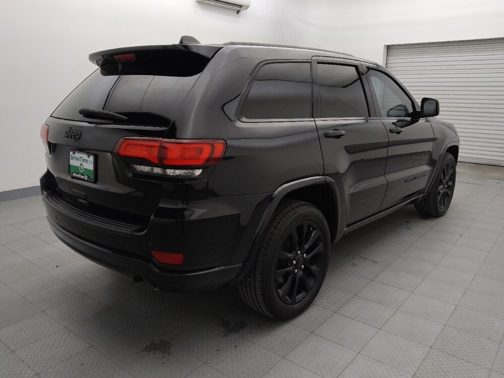 2018 Jeep Grand Cherokee in Houston, TX 77060 - 18089949 9