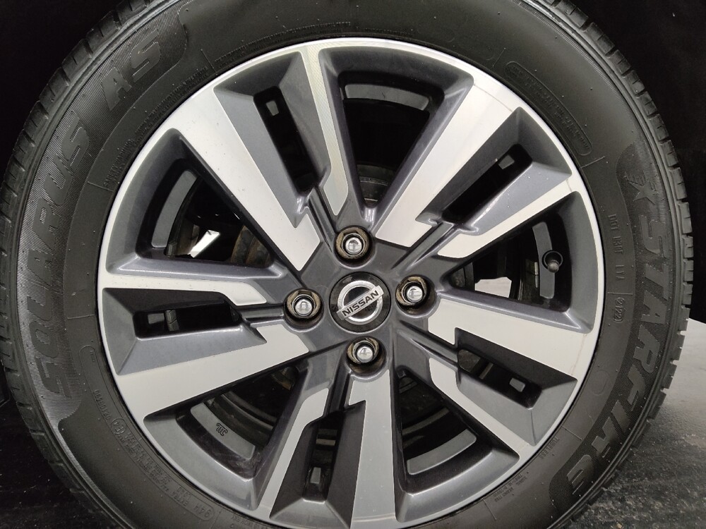 2021 Nissan Versa in St. Louis, MO 63125 - 18089952 31