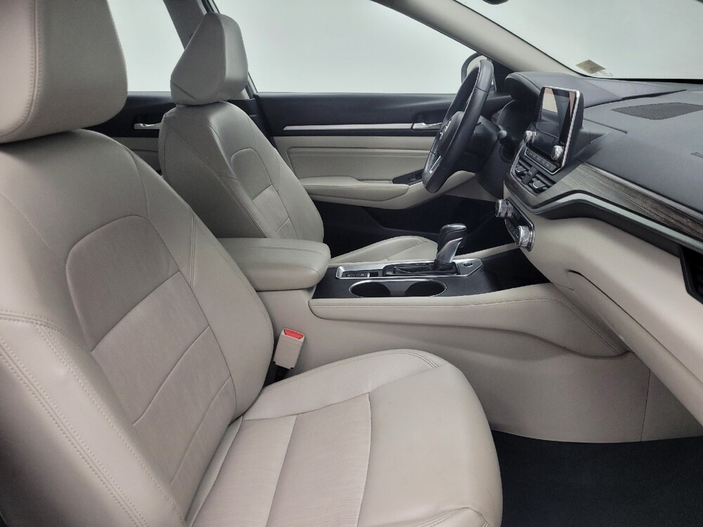2019 Nissan Altima in Ft Wayne, IN 46805 - 18089957 21