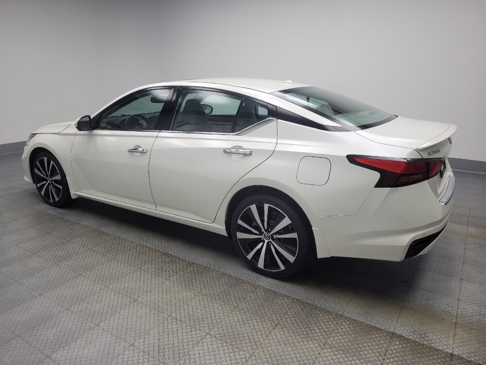 2019 Nissan Altima in Ft Wayne, IN 46805 - 18089957 3