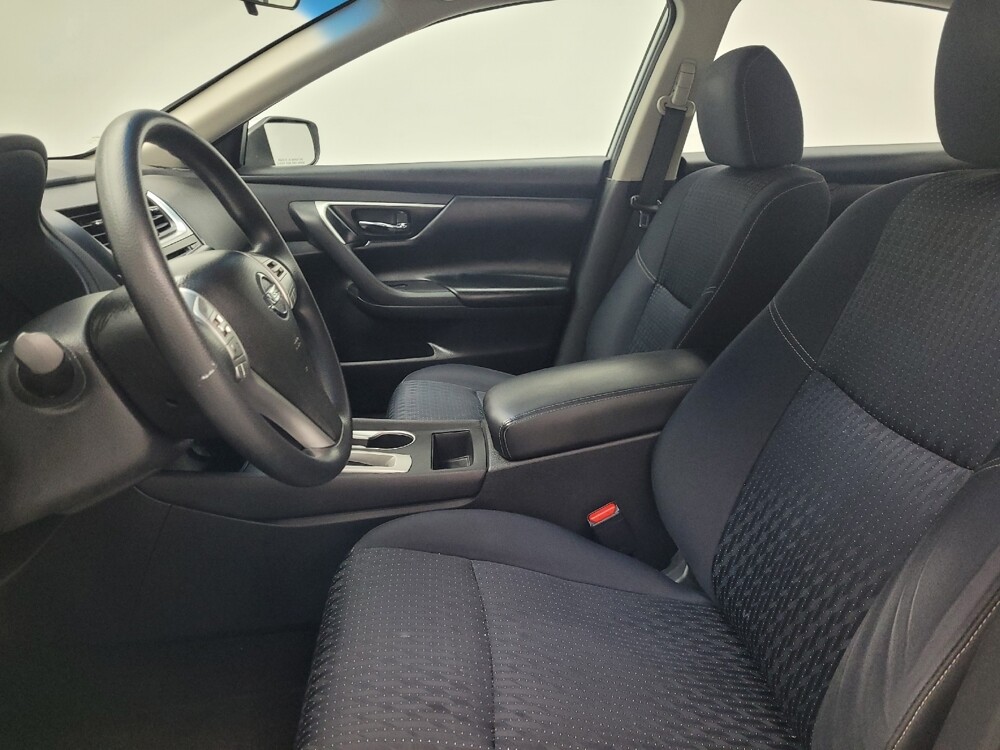 2016 Nissan Altima in Madison, TN 37115 - 18089962 17
