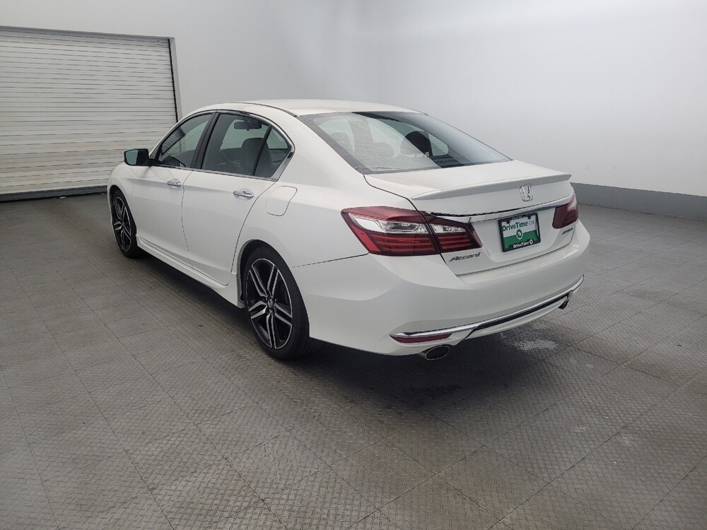 2017 Honda Accord in Allentown, PA 18103 - 18089965 5