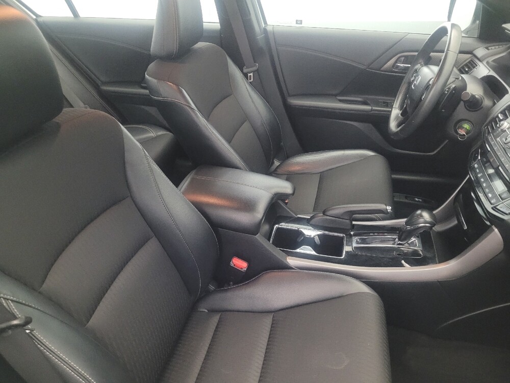 2017 Honda Accord in Allentown, PA 18103 - 18089965 21