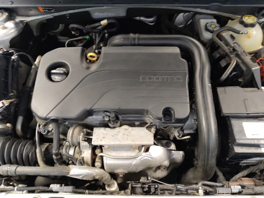 2019 Chevrolet Malibu in Houston, TX 77060 - 18089972 30