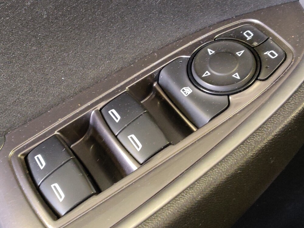 2019 Chevrolet Malibu in Houston, TX 77060 - 18089972 27