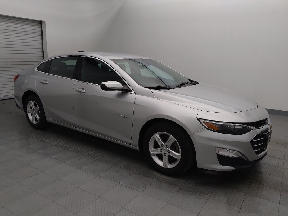2019 Chevrolet Malibu in Houston, TX 77060 - 18089972 11