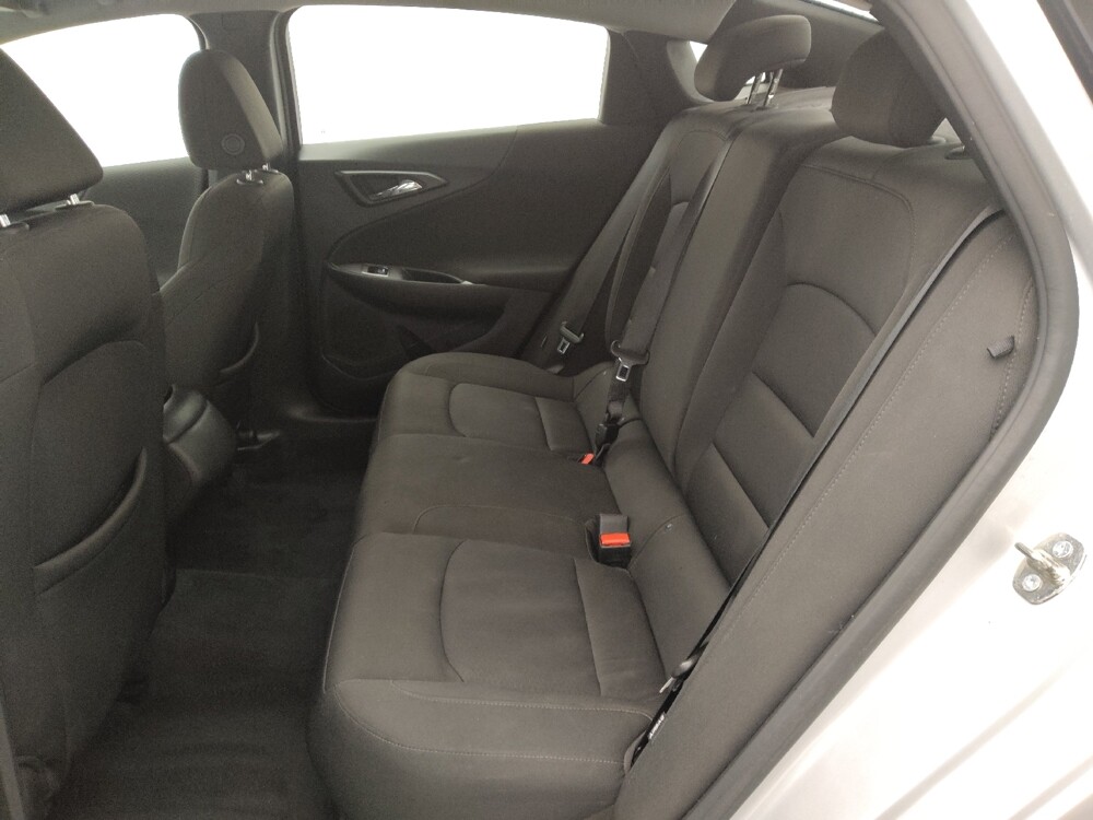 2019 Chevrolet Malibu in Houston, TX 77060 - 18089972 18