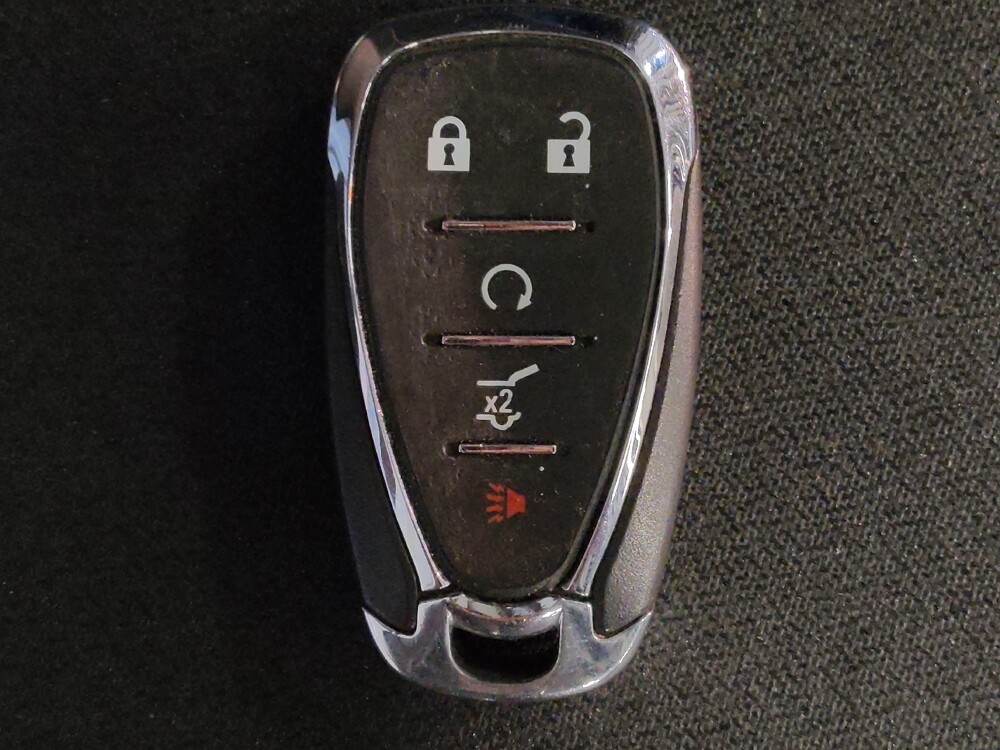 2019 Chevrolet Malibu in Houston, TX 77060 - 18089972 32