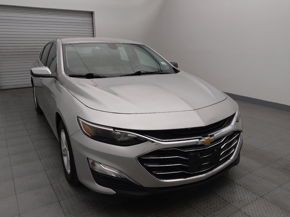 2019 Chevrolet Malibu in Houston, TX 77060 - 18089972 14