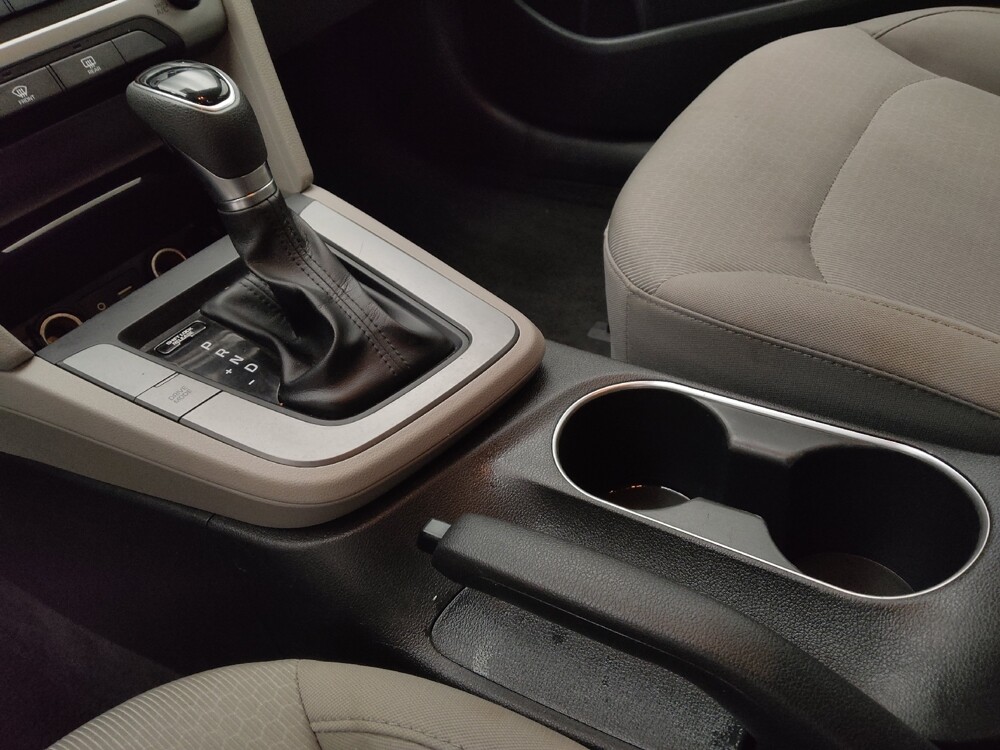 2018 Hyundai Elantra in Lakewood, CO 80215 - 18089975 26