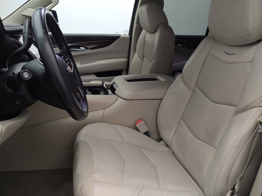 2020 Cadillac Escalade ESV in Miami, FL 33157 - 18089978 17