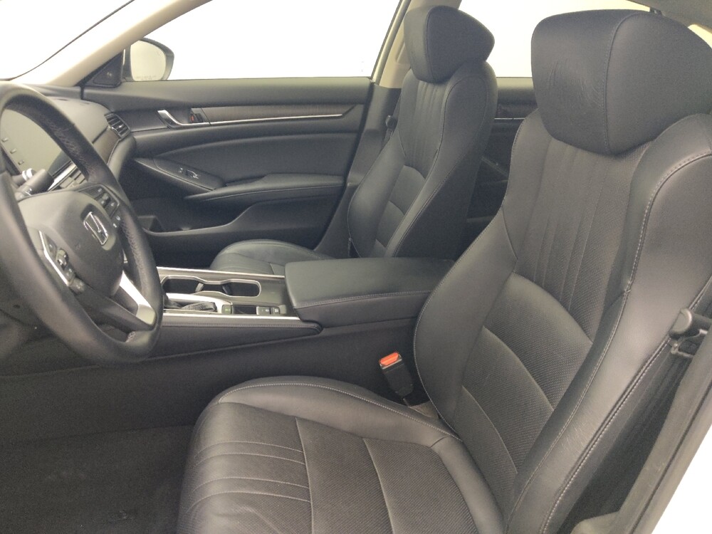 2018 Honda Accord in Miami, FL 33157 - 18089980 17