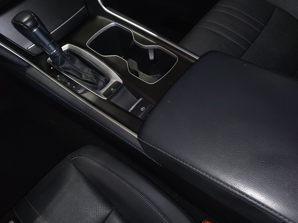 2018 Honda Accord in Miami, FL 33157 - 18089980 26