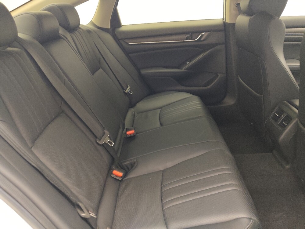 2018 Honda Accord in Miami, FL 33157 - 18089980 19