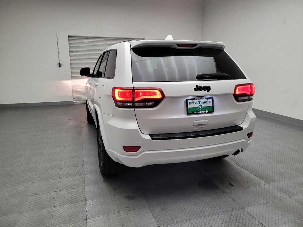 2018 Jeep Grand Cherokee in Sacramento, CA 95821 - 18089981 6