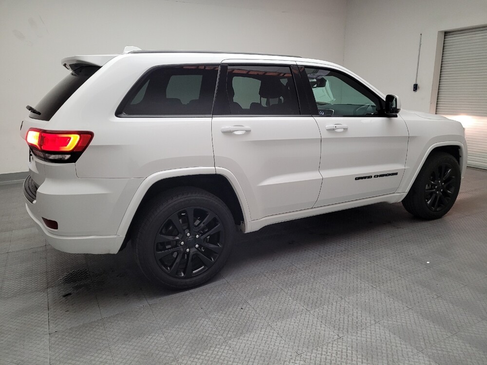 2018 Jeep Grand Cherokee in Sacramento, CA 95821 - 18089981 10