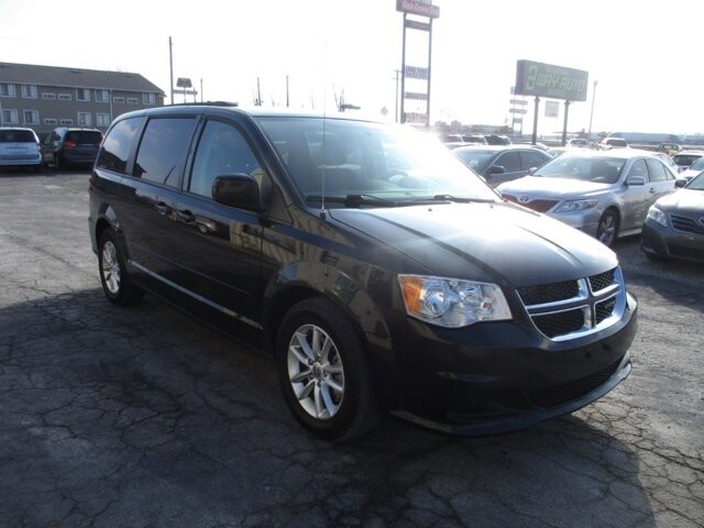 2016 Dodge Grand Caravan in Oak Grove, MO 64075 - 18089987 3