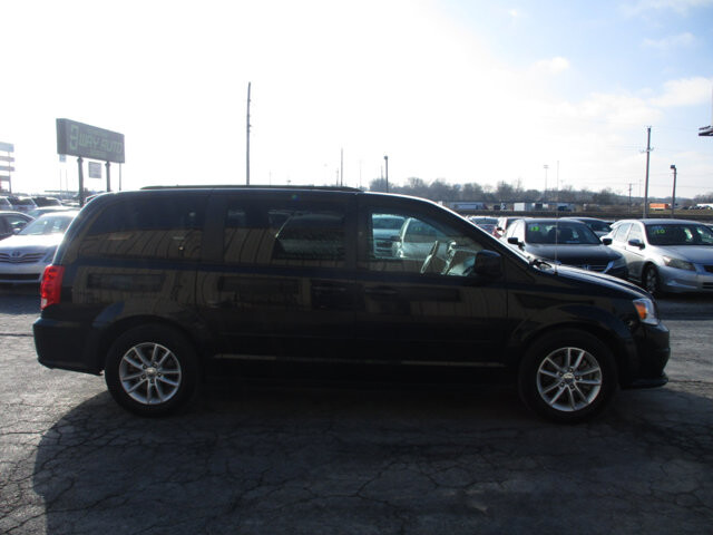 2016 Dodge Grand Caravan in Oak Grove, MO 64075 - 18089987 4