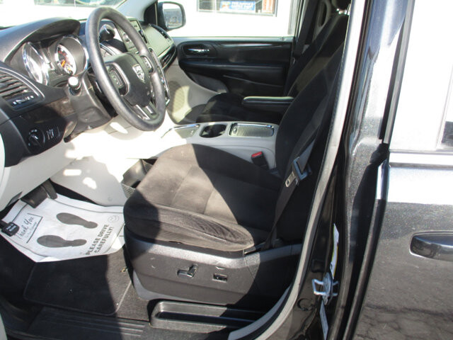 2016 Dodge Grand Caravan in Oak Grove, MO 64075 - 18089987 9