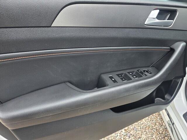 2015 Hyundai Sonata in Mesa, AZ 85212 - 18089991 79