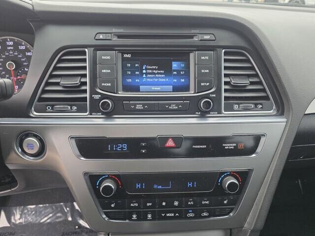 2015 Hyundai Sonata in Mesa, AZ 85212 - 18089991 86