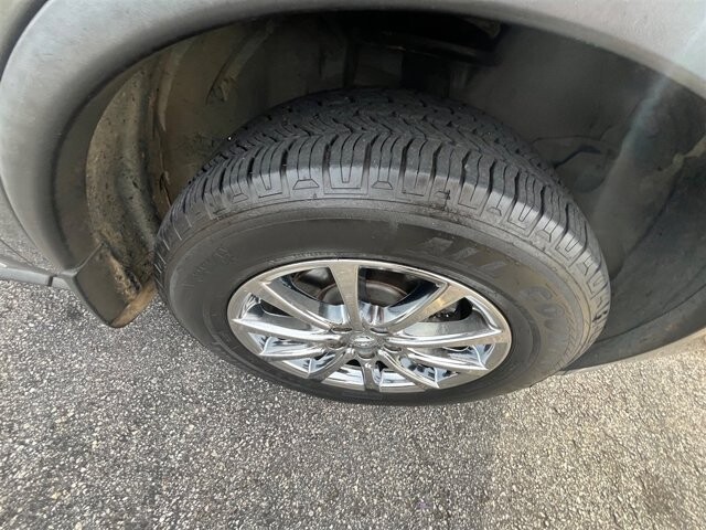 2016 Nissan Murano in Greenville, SC 29607 - 18089993 10