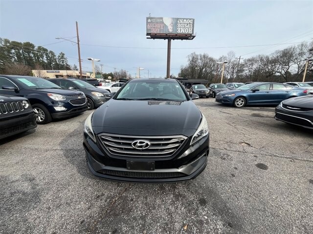 2017 Hyundai Sonata in Greenville, SC 29607 - 18089996 8