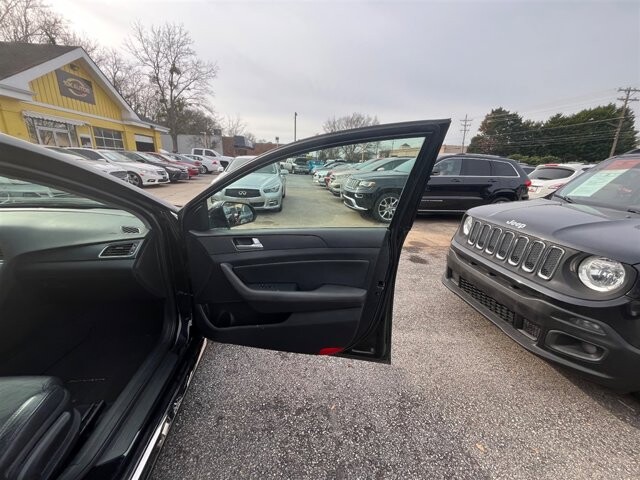 2017 Hyundai Sonata in Greenville, SC 29607 - 18089996 13