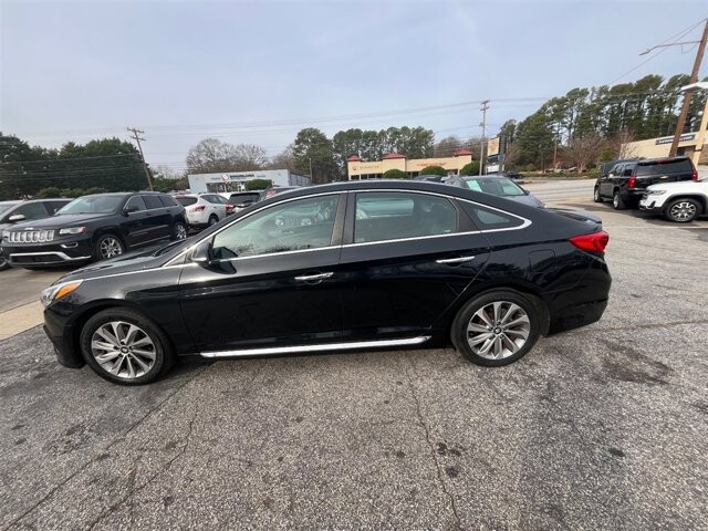 2017 Hyundai Sonata in Greenville, SC 29607 - 18089996 6