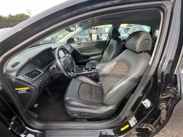 2017 Hyundai Sonata in Greenville, SC 29607 - 18089996 28