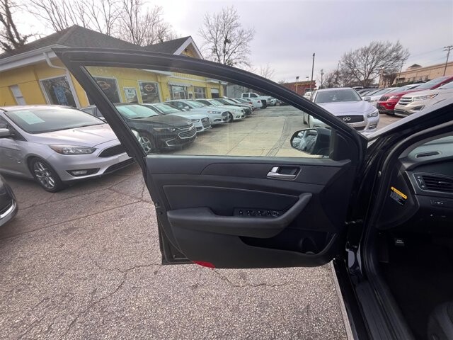 2017 Hyundai Sonata in Greenville, SC 29607 - 18089996 26
