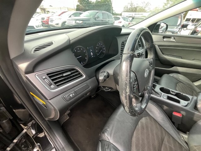 2017 Hyundai Sonata in Greenville, SC 29607 - 18089996 30